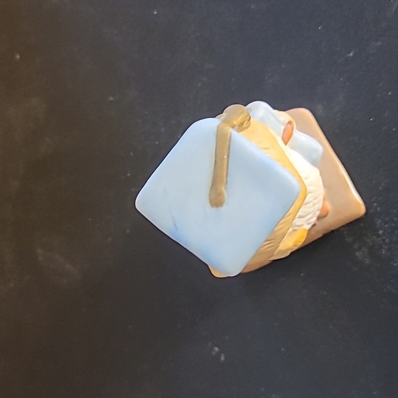 Graduation Owl Figurine - Picture 5 of 9